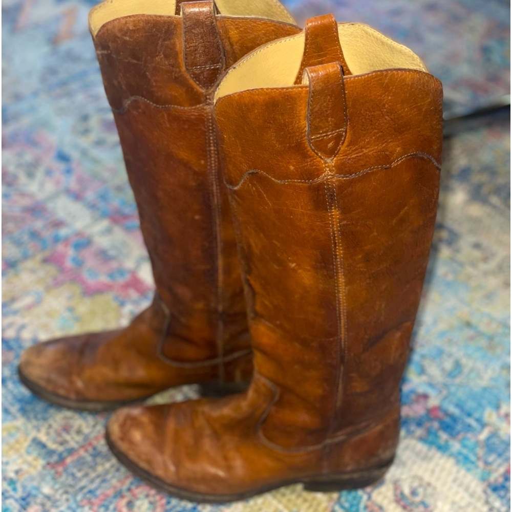 Frye Cognac tall brown leather boots. Women’s size 6.